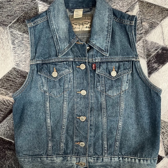 Levi's Jackets & Blazers - LEVIS Denim Vest women  Size S